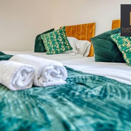 Two Bedroom - Central Peterborough - New Year Discount Buitenkant foto