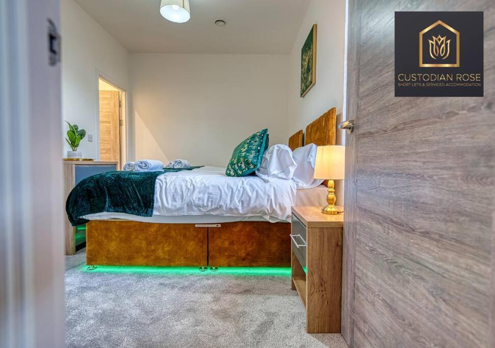 Two Bedroom - Central Peterborough - New Year Discount Buitenkant foto