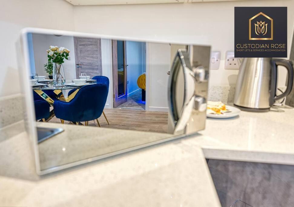 Two Bedroom - Central Peterborough - New Year Discount Buitenkant foto