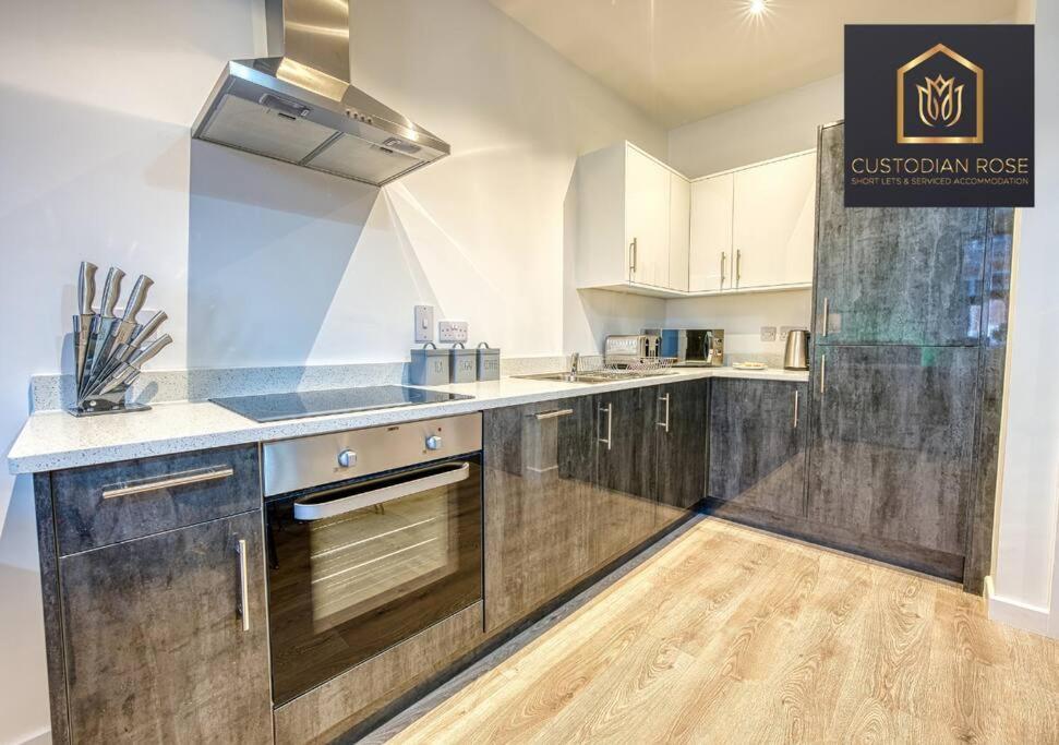 Two Bedroom - Central Peterborough - New Year Discount Buitenkant foto