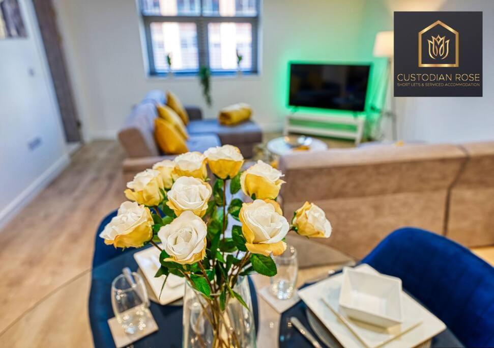 Two Bedroom - Central Peterborough - New Year Discount Buitenkant foto